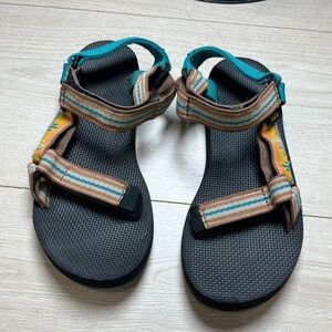 Teva Original Universal Sandals Cactus Women’s Shoes 8 Desert Hiking Water